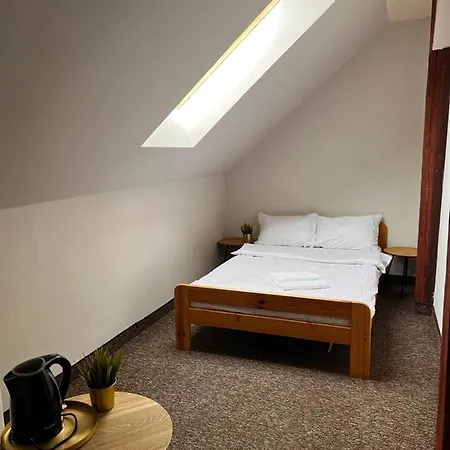 Victoria Hotel